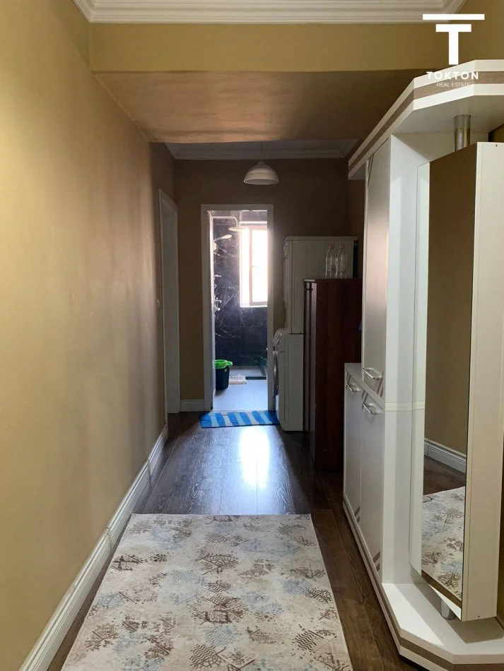 Tirane, jepet me qera 1+1 Kati 4, 60 m² 500 € (Bllok)