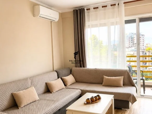 Tirane, jepet me qera apartament 1+1+Ballkon Kati 5, 70 m² 520 € (LAPRAKE)