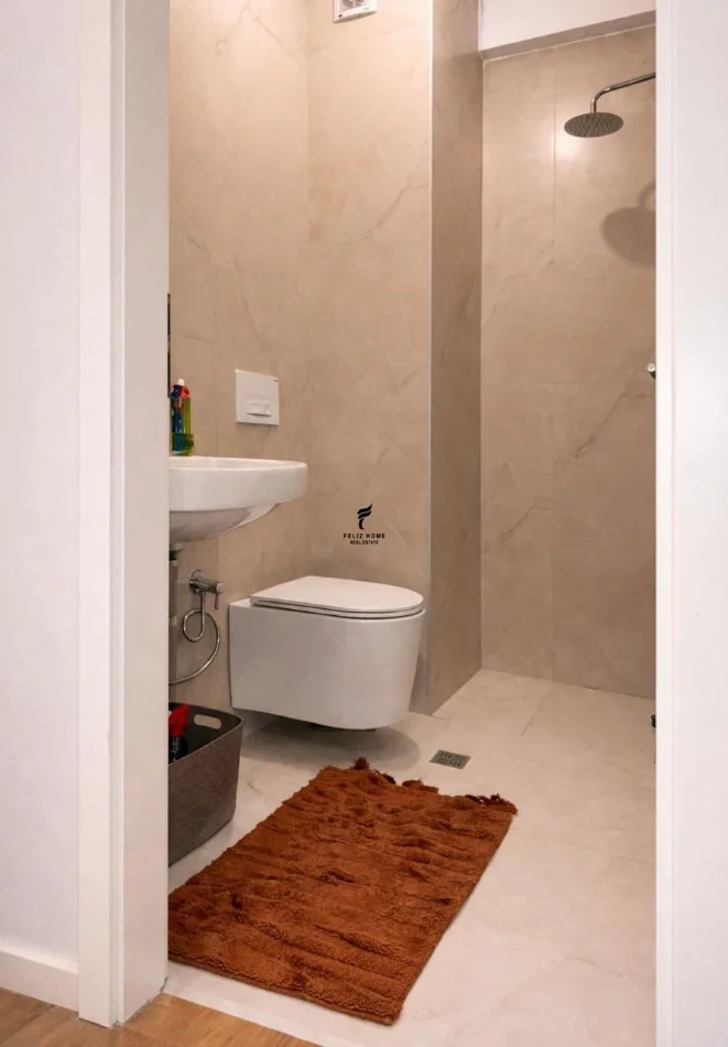 Tirane, jepet me qera apartament 1+1 Kati 6, 50 m² 420 € (ALI DEMI)