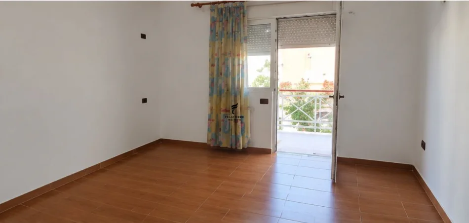Tirane, jepet me qera zyre Kati 2, 120 m² 1.000 € (BLLOK)