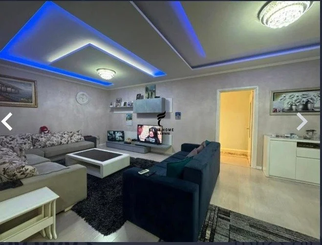 Tirane, shitet apartament 3+1 Kati 4, 155 m² 250.000 € (ASTIR)