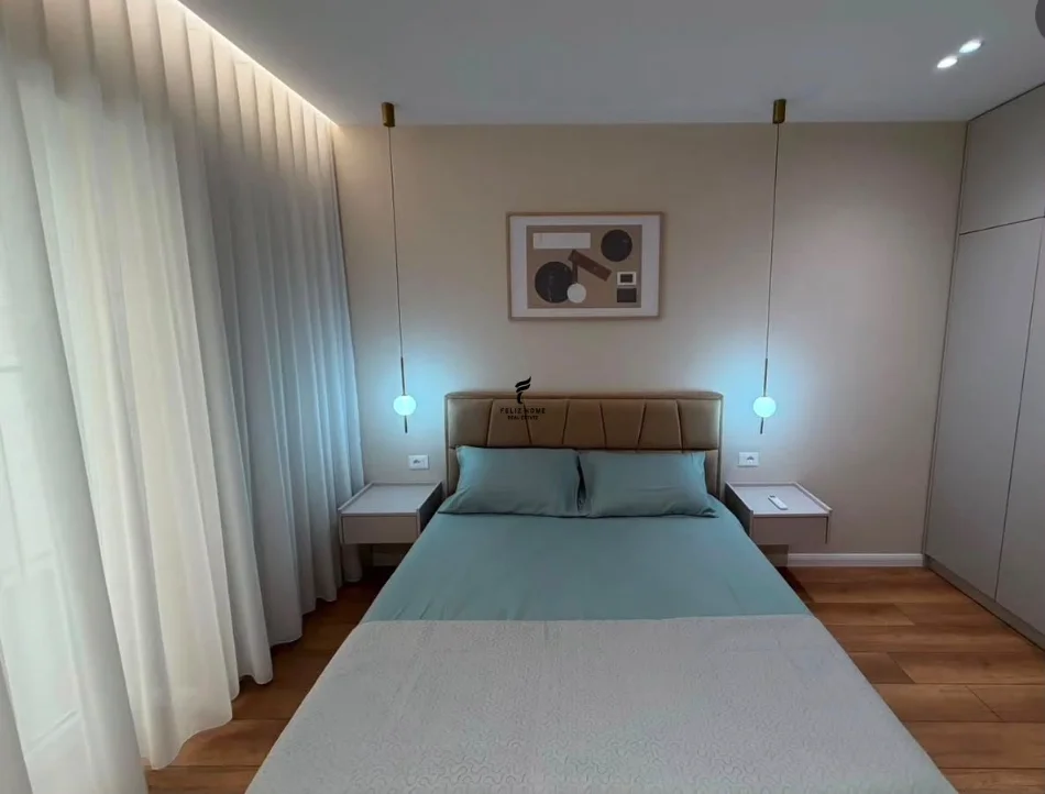 Tirane, shitet apartament 1+1 Kati 4, 60 m² 163.000 € (PAZARI I RI)