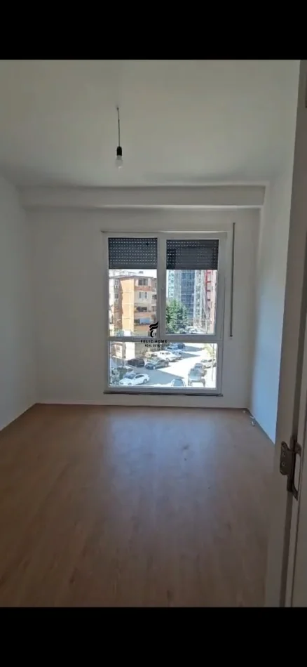 Tirane, jepet me qera zyre Kati 2, 110 m² 650 € (DON BOSKO)