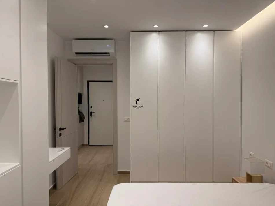 Tirane, jepet me qera apartament 1+1 Kati 3, 70 m² 720 € (ZOGU I ZI)