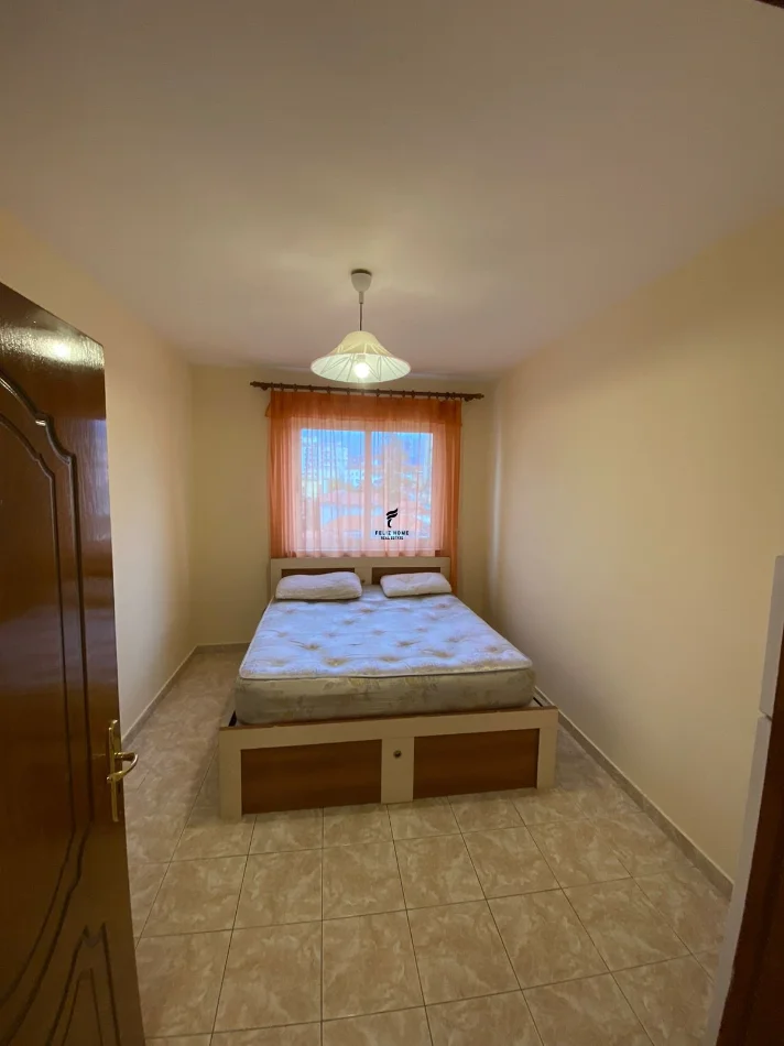 Tirane, jepet me qera apartament 2+1 Kati 5, 100 m² 650 € (MINE PEZA)