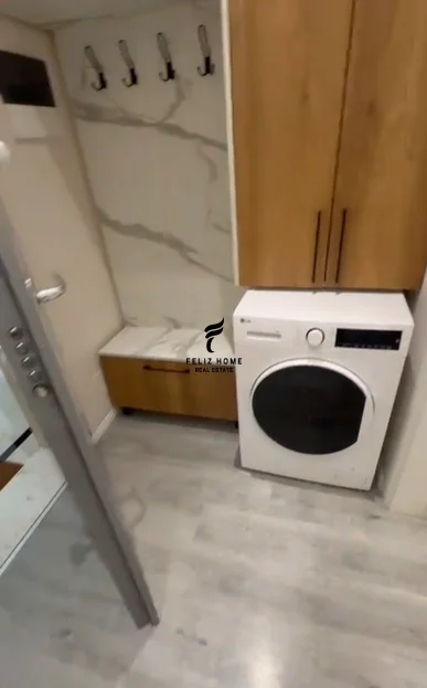 Tirane, jepet me qera apartament 2+1 Kati 2, 80 m² 700 € (PORCELAN)
