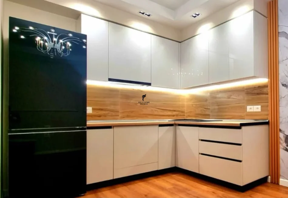 Tirane, jepet me qera apartament 1+1 Kati 4, 70 m² 680 € (LIQENI I THATE)