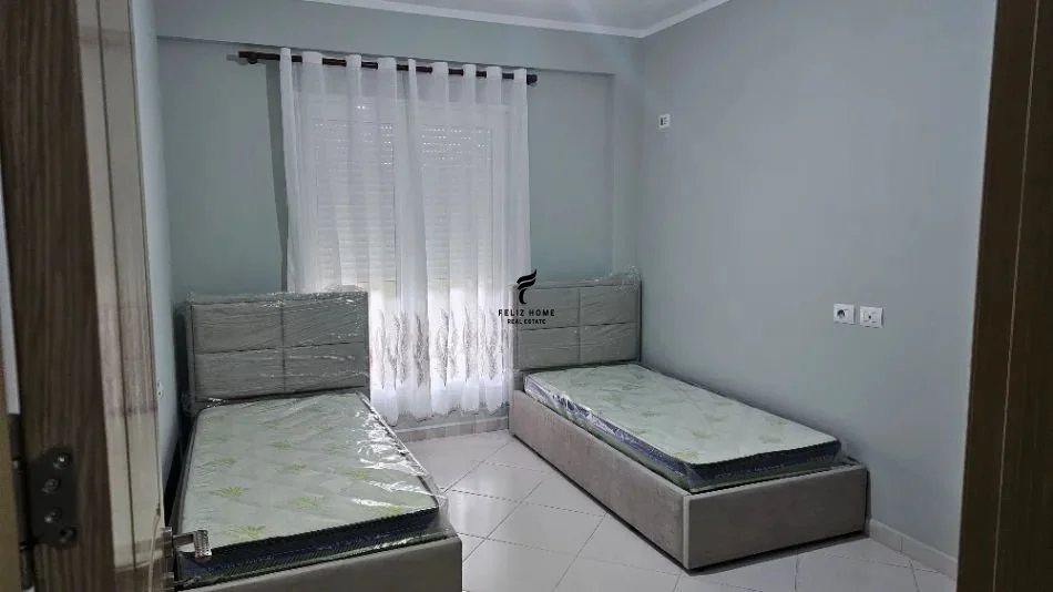 Tirane, jepet me qera apartament 2+1 Kati 2, 90 m² 650 € (KOPSHTI ZOOLOGJIK)