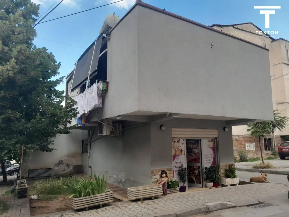 shes 2 Katshe Kati 1, 80.000 € (Shkolla Bajram Curri)