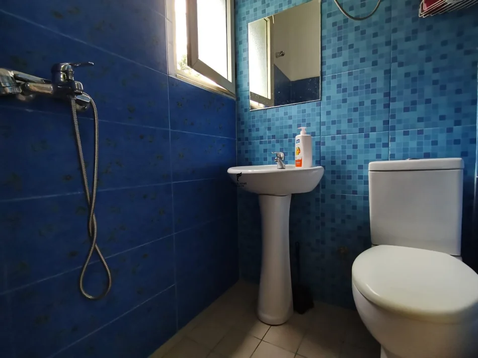 Tirane, jepet me qera garsonier Kati 2, 40 m² 380 € (5 MAJI)