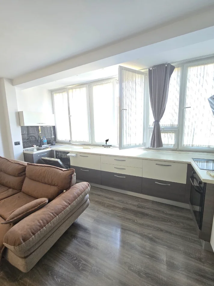 Tirane, shitet apartament 2+1 Kati 6, 90 m² 195.000 € (ISH FUSHA E AVIACIONIT)