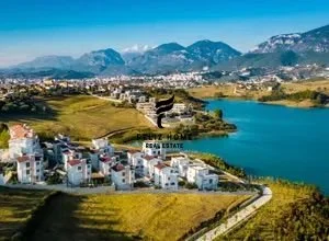 Tirane, shitet truall , 1.520 m² (FARKE)