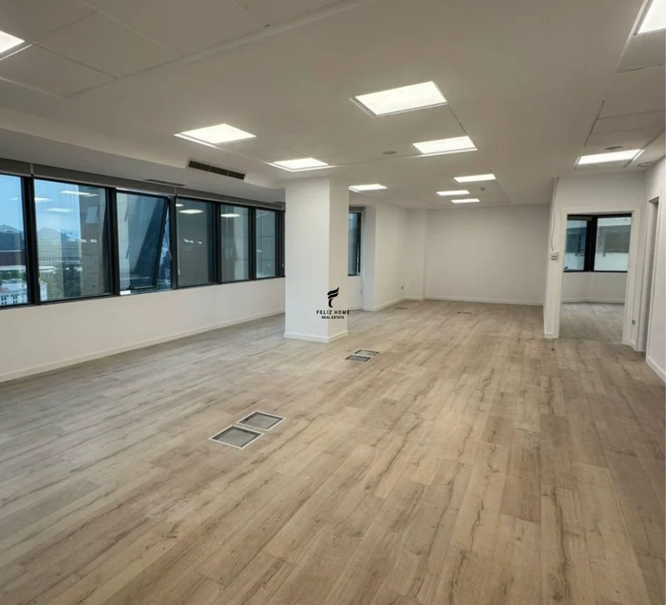 Tirane, jepet me qera zyre Kati 9, 119 m² 2.600 € (QENDER)