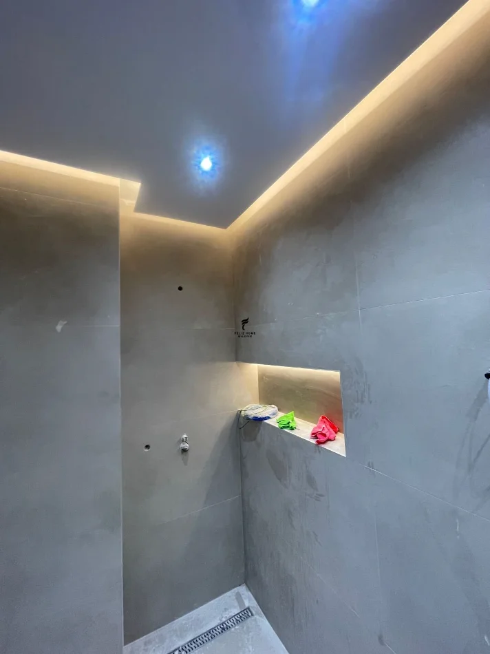 Tirane, jepet me qera zyre Kati 3, 67 m² 1.000 € (AIR ALBANIA)