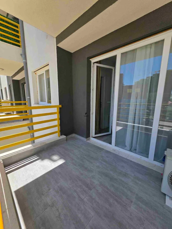 Tirane, jepet me qera apartament 1+1 Kati 4, 60 m² 550 € (LAPRAKE)