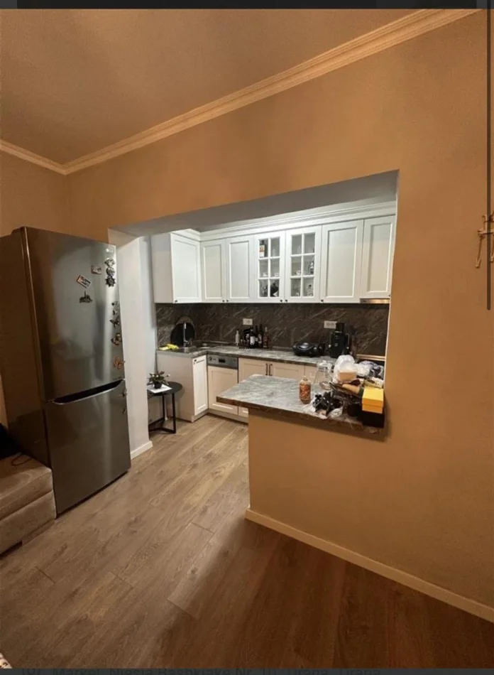 Tirane, shitet apartament 1+1 Kati 3, 57 m² 93.000 € (OXHAKU)