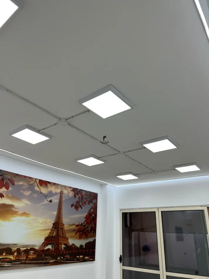 Tirane, jepet me qera zyre Kati 3, 76 m² 700 € (ASTIR)