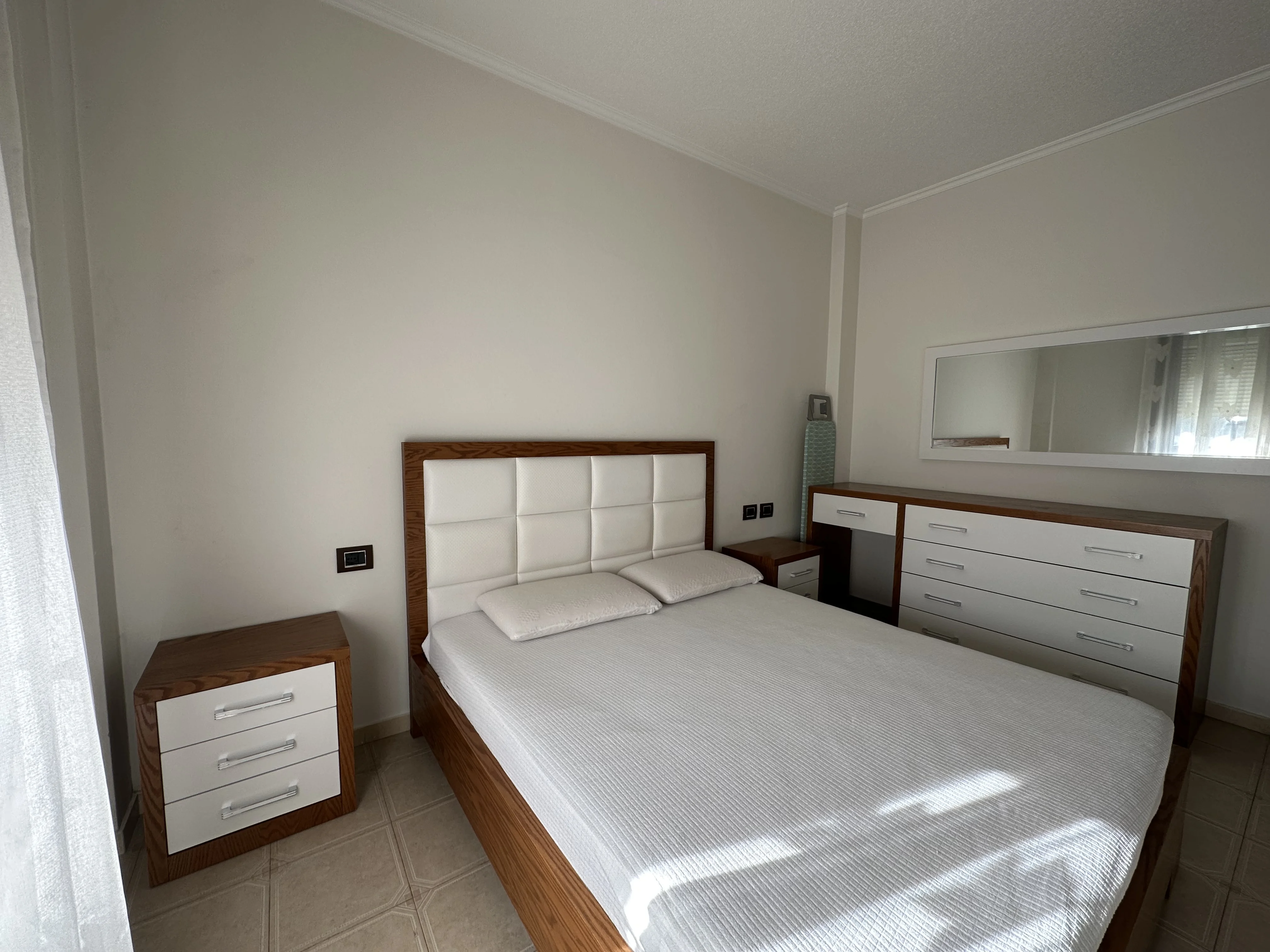 APARTAMENT PER QERA TEK KOPSHTI ZOOLOGJIK!!!!