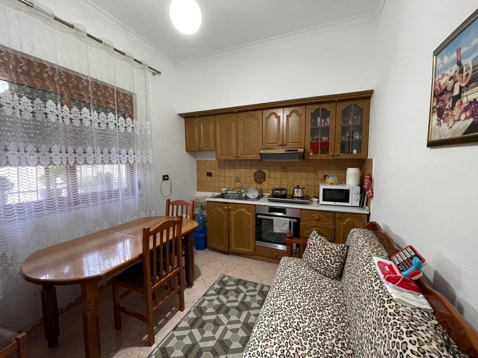Durres, shitet shtepi 3+1 , 138 m² 218.000 € (+ Truall, ne zonen e Plazhit)