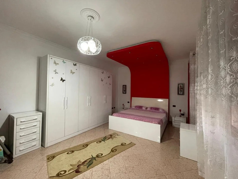 Durres, shitet shtepi 3+1 , 138 m² 218.000 € (+ Truall, ne zonen e Plazhit)