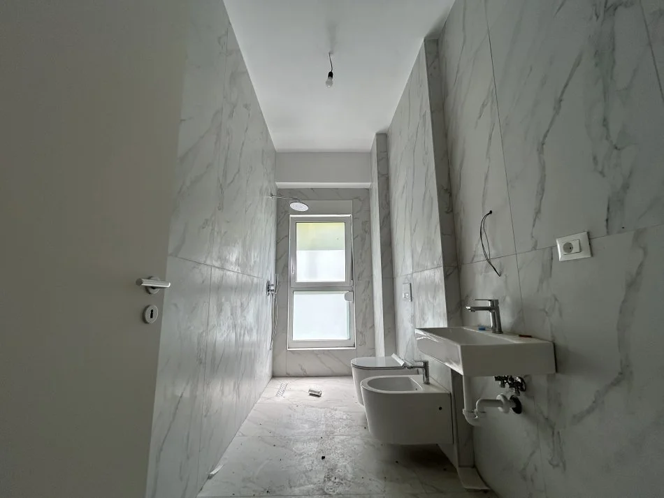 Tirane, shitet apartament 2+1+Ballkon Kati 0, 89 m² 107.000 € (Rruga Pasho Hysa, Ali Demi)