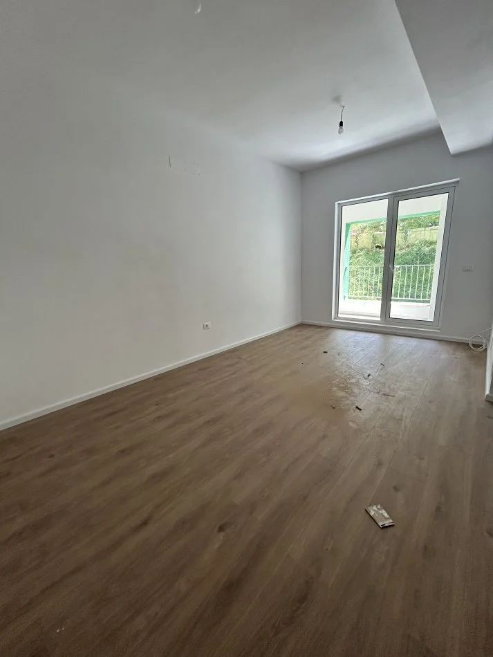 Tirane, shitet apartament 1+1+Ballkon Kati 0, 65 m² 78.000 € (Rruga Pasho Hysa, Ali Demi)