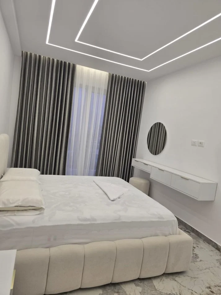 Tirane, apartament 1+1+Ballkon Kati 5, 76 m² (rruga lidhja e prizerenit)