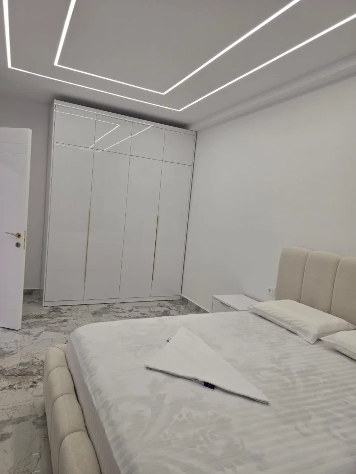 Tirane, apartament 1+1+Ballkon Kati 5, 76 m² (rruga lidhja e prizerenit)