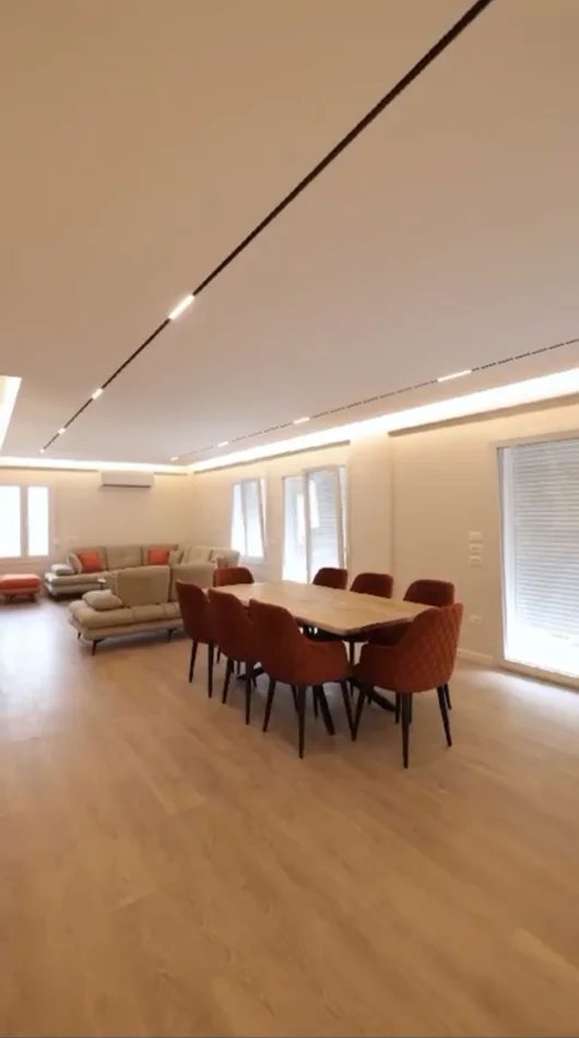 Tirane, shitet apartament duplex Dublex Kati 5, 268 m² 480.000 € (Rruga Hamdi Garunja)