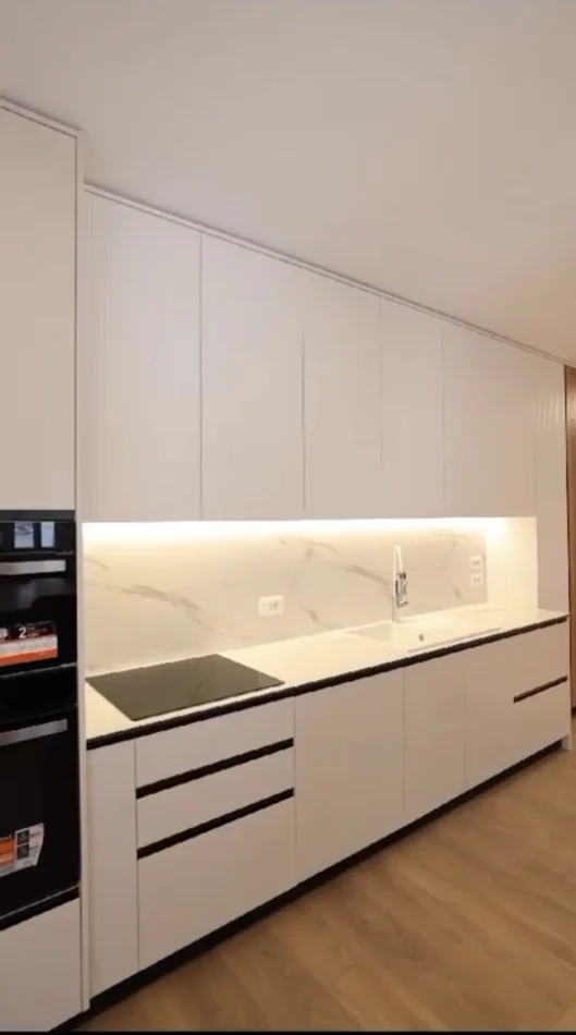 Tirane, shitet apartament duplex Dublex Kati 5, 268 m² 480.000 € (Rruga Hamdi Garunja)