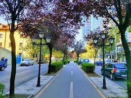 Tirane, shitet apartament 1+1+Ballkon Kati 5, 65 m² 130.000 € (Rruga Kavajes)