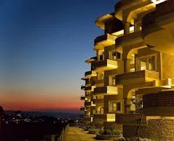 Tirane, shes apartament 3+1+Ballkon Kati 2, 152 m² (RRuga panorama e liqenit)