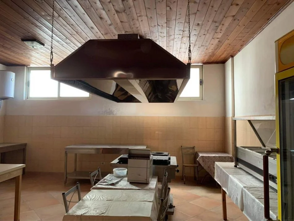 Durres, shitet apartament 2+1+Ballkon Kati 1, 340 m² 350.000 € (Shkembi Kavajes, Durres)