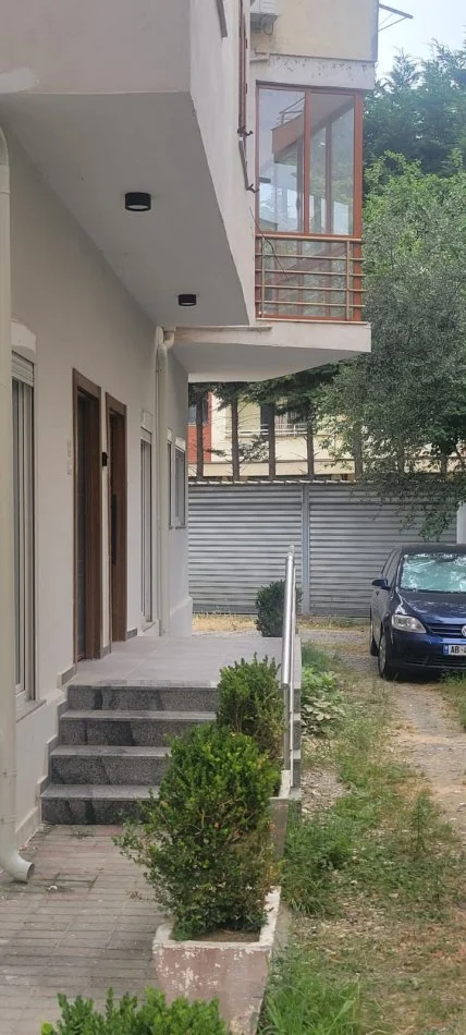 Durres, shitet apartament 1+1 Kati 0, 54 m² 95.000 € (Shkembi Kavajes)