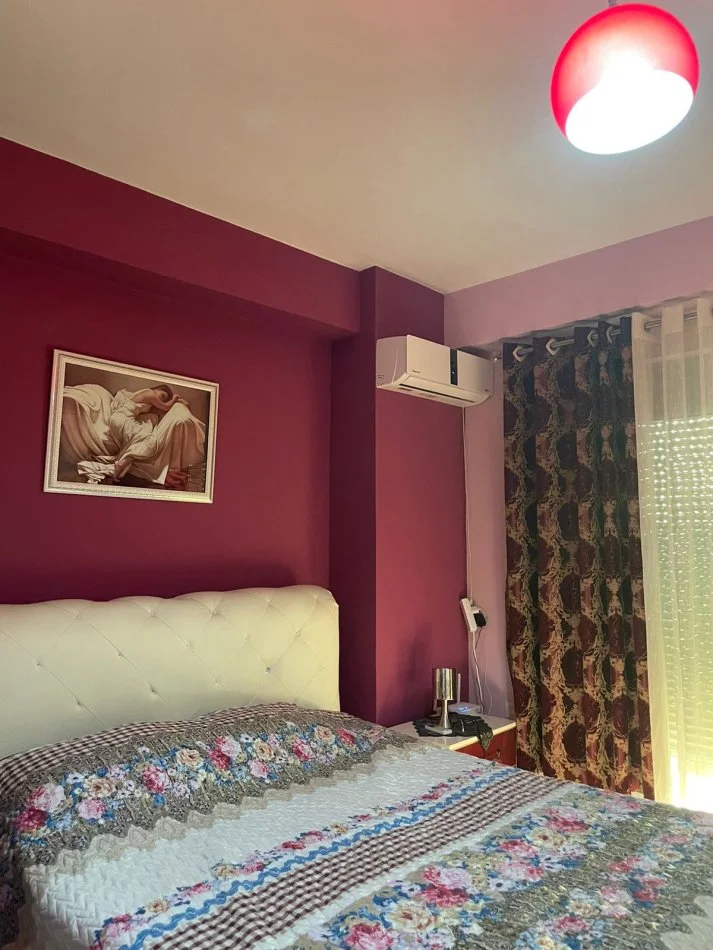 Durres, jepet me qera apartament 1+1+Ballkon Kati 4, 70 m² 350 € (Plazh, Durres)