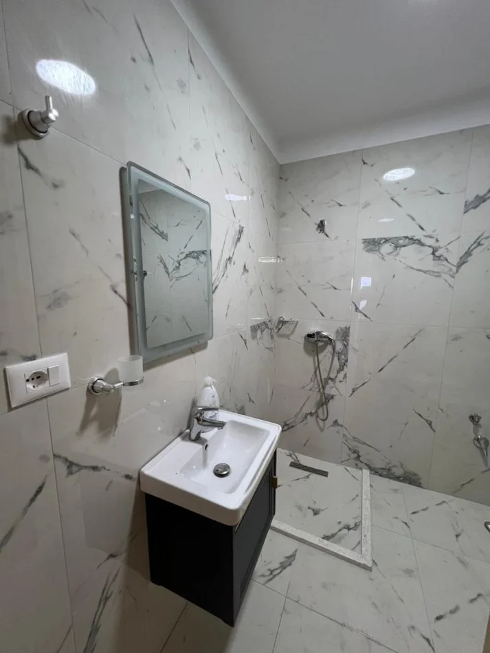 Durres, shitet apartament 1+1 Kati 6, 54,4 m² 68.000 € (Shkembi Kavajes, Durres)