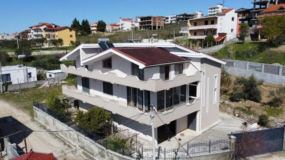 Durres, shitet Vile 3 Katshe , 220 m² 249.000 € (Arapaj, Durres)