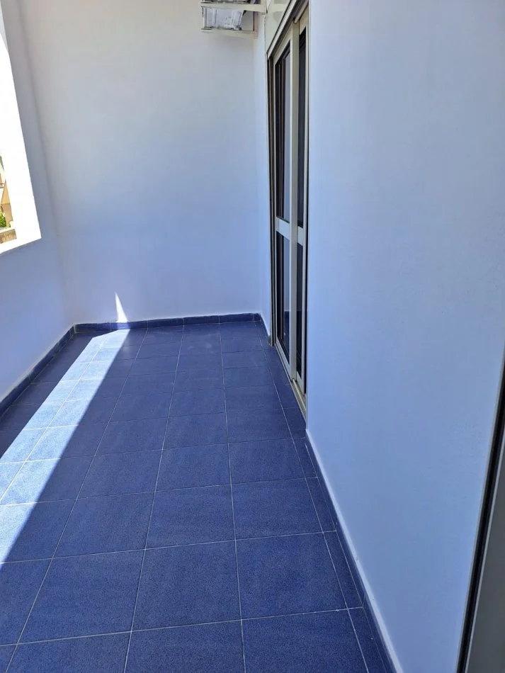 Durres, shitet apartament 1+1+Ballkon Kati 3, 72 m² 120.000 € (Plazh, Durres)