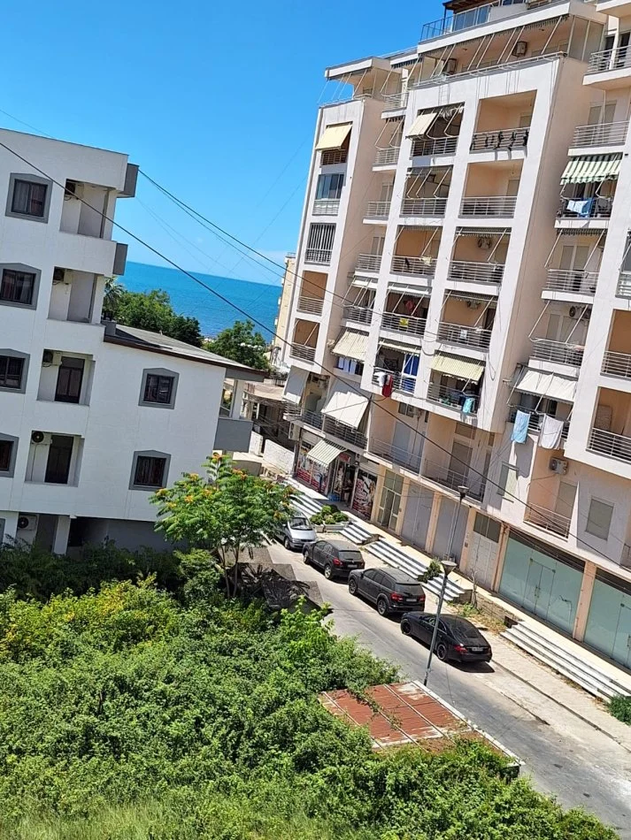 Durres, shitet apartament 1+1+Ballkon Kati 3, 72 m² 120.000 € (Plazh, Durres)