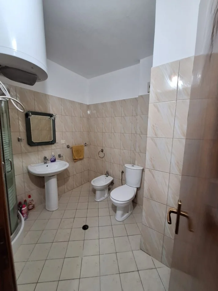 Durres, shitet apartament 1+1+Ballkon Kati 3, 72 m² 120.000 € (Plazh, Durres)