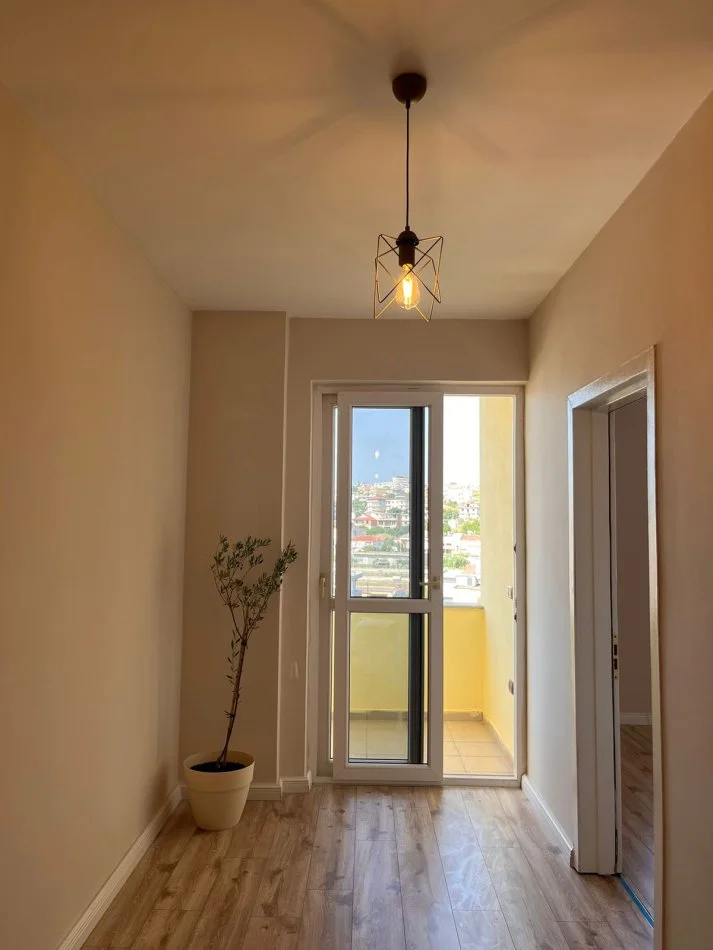 Durres, shitet apartament 1+1+Ballkon Kati 4, 70 m² 80.000 € (Iliria, Plazh)