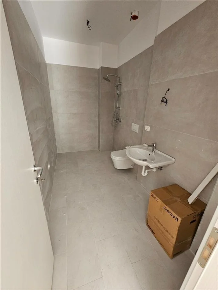 Durres, shitet garsonier 1+1 Kati 1, 47 m² 61.000 € (Plazh, Durres)