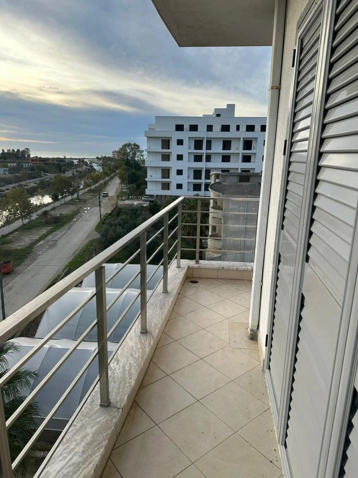 Durres, shitet apartament 2+1+Ballkon Kati 3, 104 m² 90.000 € (Qerret, Kavaje)