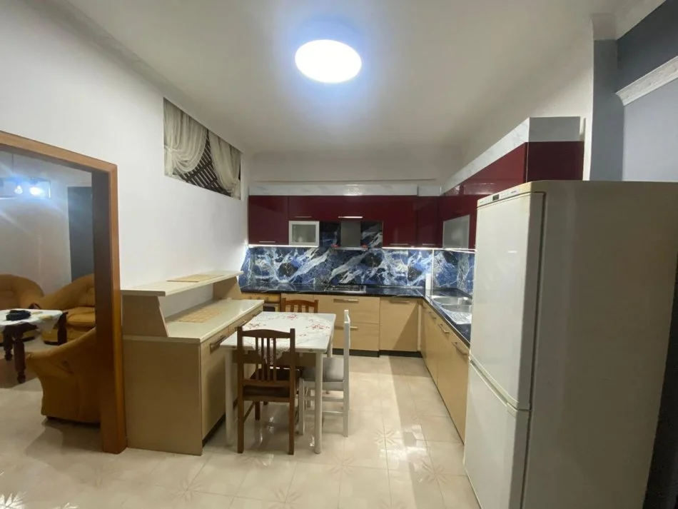 Durres, shitet apartament 1+1+Ballkon Kati 5, 70 m² 85.000 € (Iliria, Plazh)