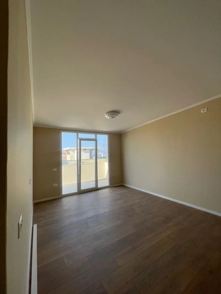 Durres, shitet apartament 2+1+Ballkon Kati 10, 85,10 m² 125.000 € (Iliria, Plazh)