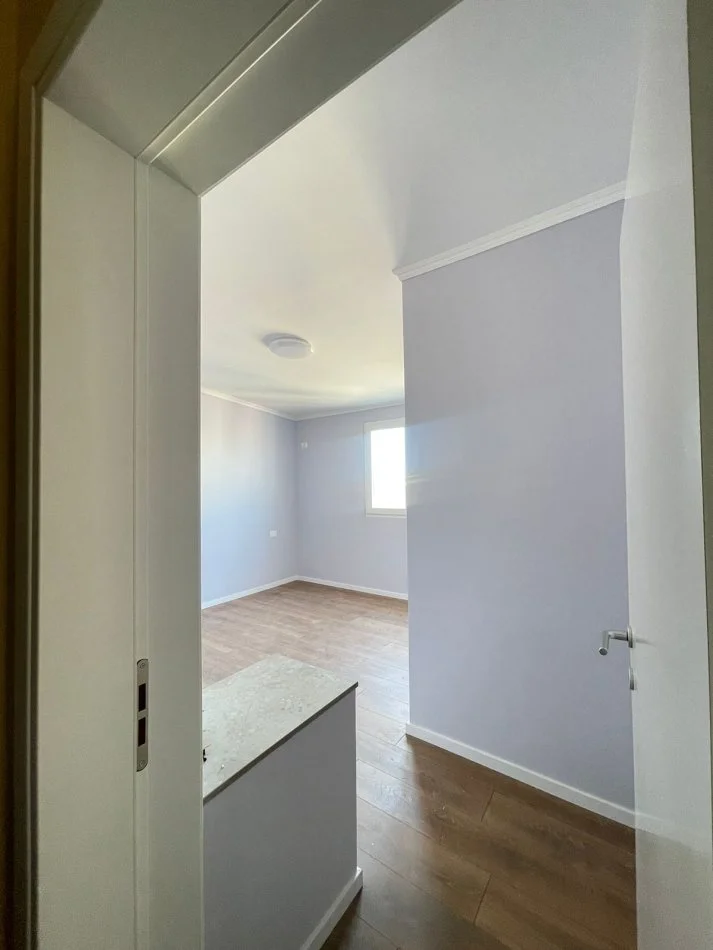 Durres, shitet apartament 2+1+Ballkon Kati 10, 85,10 m² 125.000 € (Iliria, Plazh)