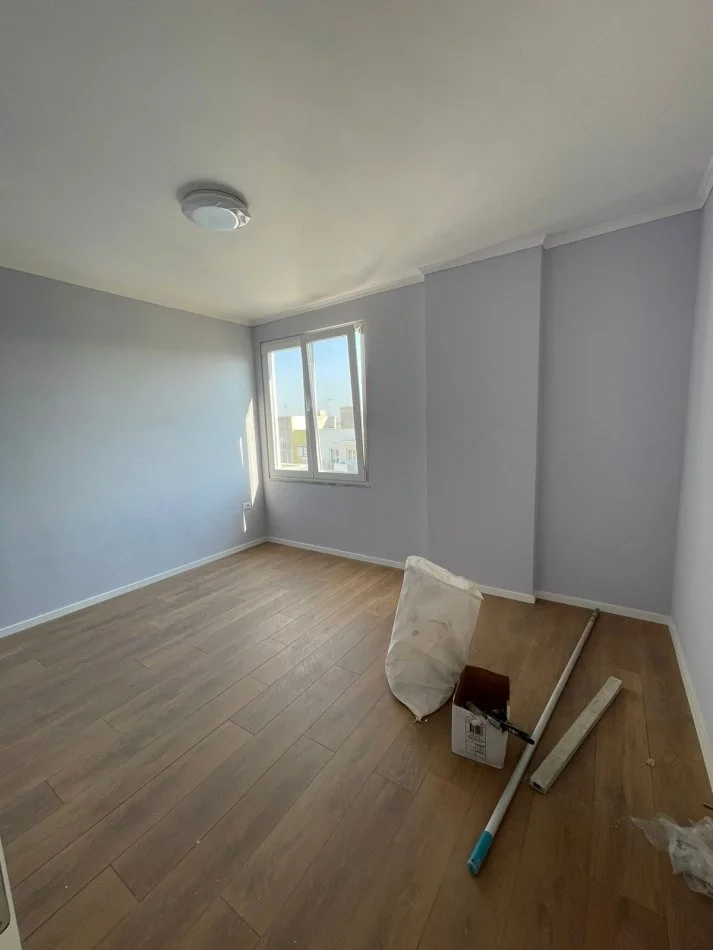 Durres, shitet apartament 2+1+Ballkon Kati 10, 84,80 m² 110.000 € (Plazh, Durres)