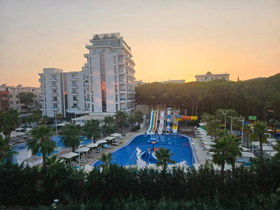 Durres, shitet apartament 1+1 Kati 4, 50 m² 60.000 € (Mali Robit, Golem)