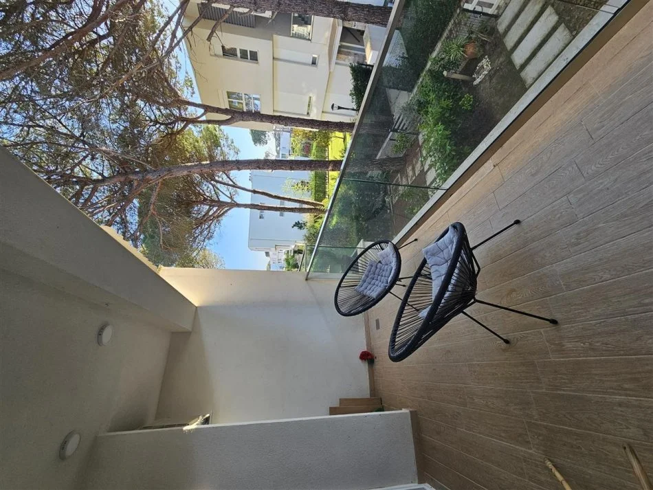 Durres, shitet apartament 1+1 Kati 2, 75 m² 220.000 € (Gjiri Lalezit)
