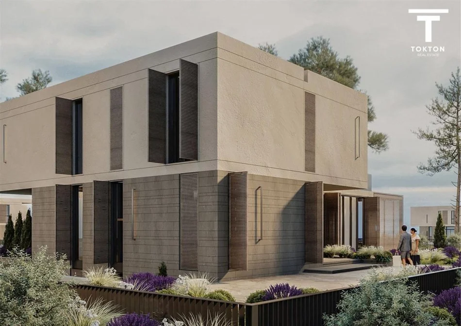 Durres, shitet Vile 4+1 Kati 3, 555,7 m² 1.800.000 € (Gjiri Lalezit)